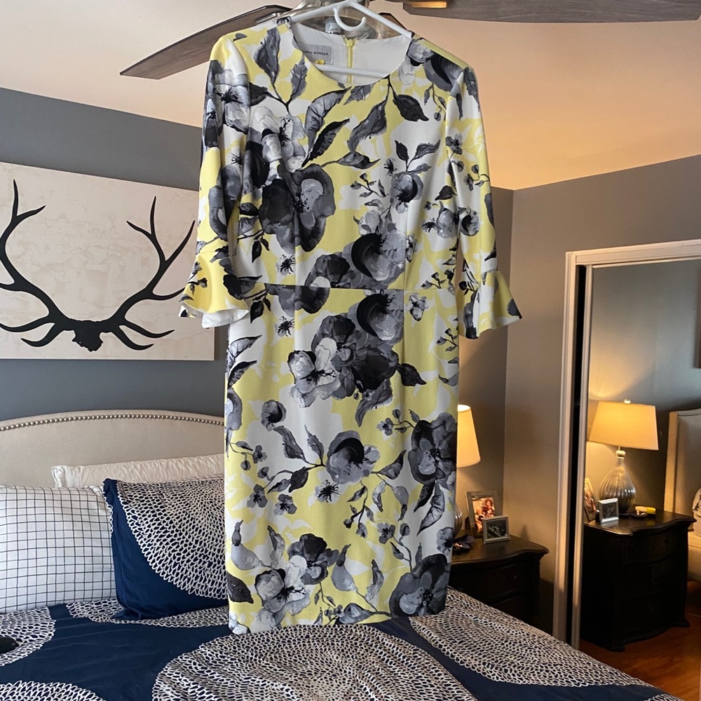 Donna Morgan floral bell sleeve dress